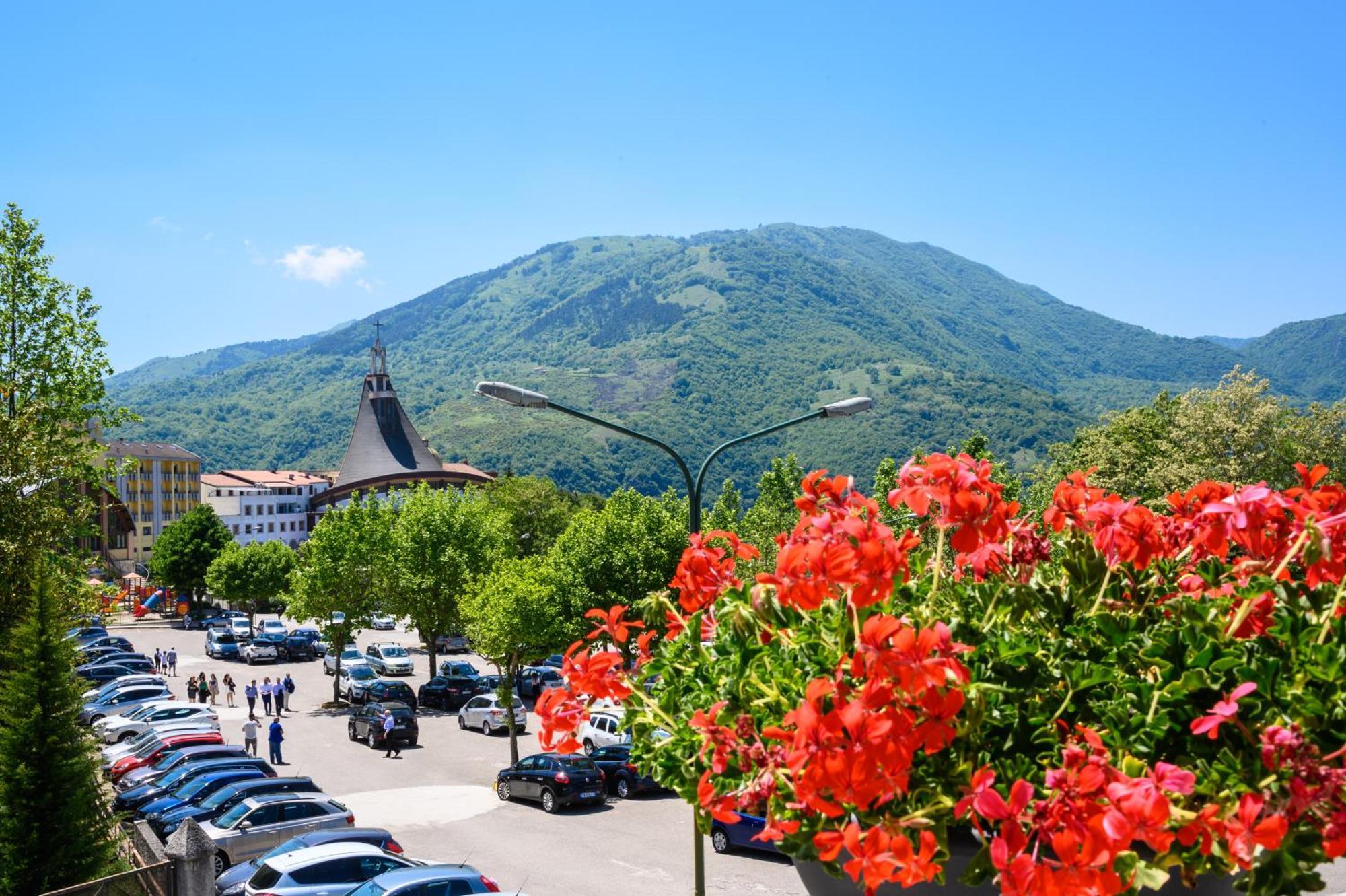 Ristorante Albergo Gerardo Di Masi Caposele Esterno foto