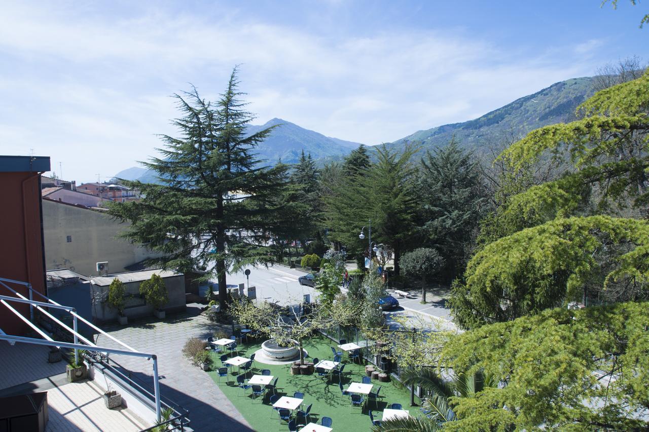 Ristorante Albergo Gerardo Di Masi Caposele Esterno foto