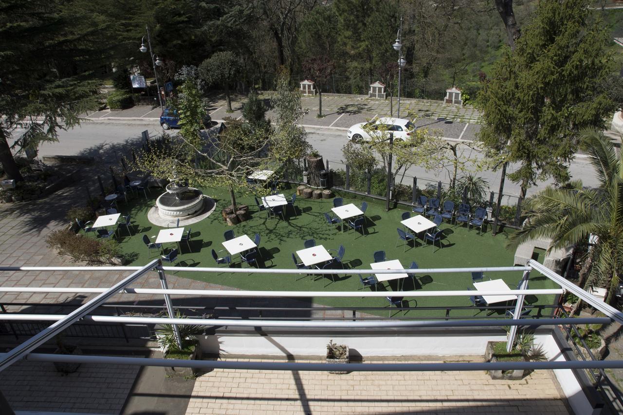 Ristorante Albergo Gerardo Di Masi Caposele Esterno foto
